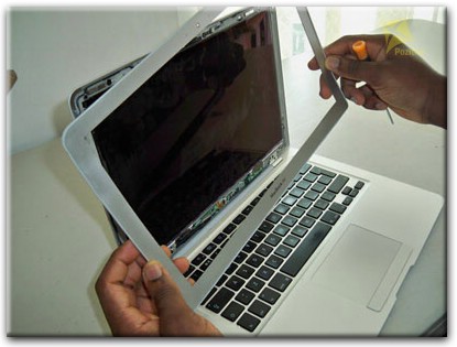 Замена экрана Apple MacBook в Чебоксарах
